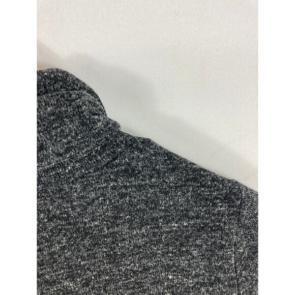 CAbi Glee Grey Pull Over Crop with Thumbholes Medium - Picture 5 of 6